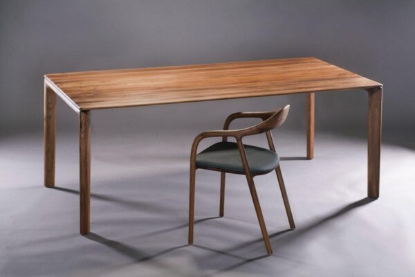 Artisan Neva chair and table